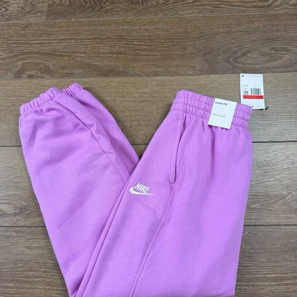Nike Girls Loose Fit Sweatpants Size L Rush Fuchsia Back to School NWT Fleece - Picture 2 of 14